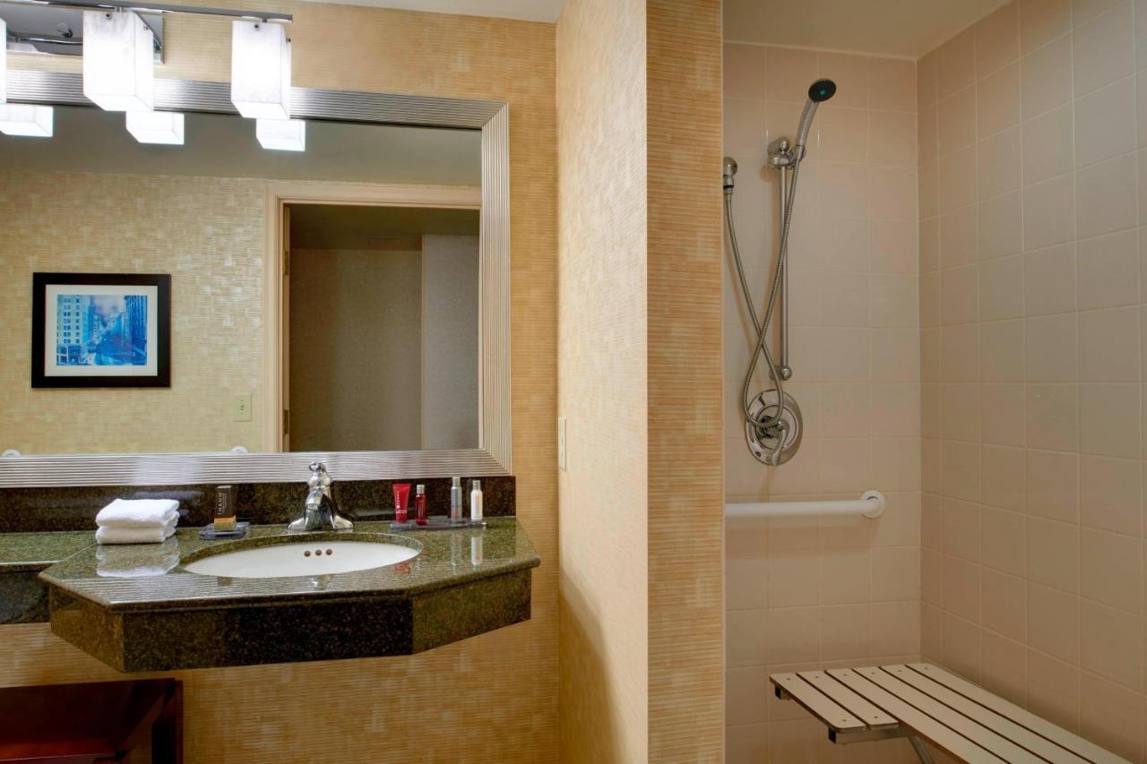 Milwaukee Marriott West Hotel Waukesha Luaran gambar