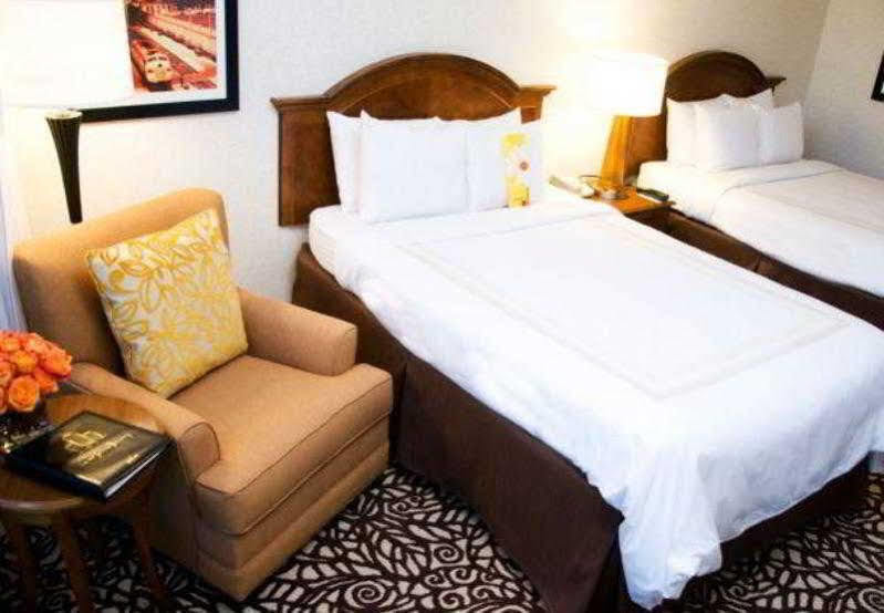 Milwaukee Marriott West Hotel Waukesha Luaran gambar